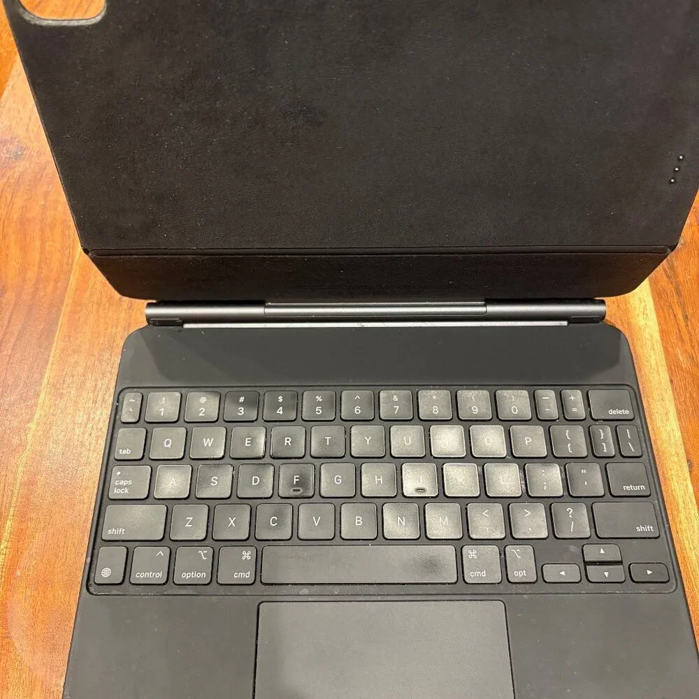 Apple Magic Keyboard for iPad Air (4th Gen) Pro (1st, 2nd and 3rd Generation)